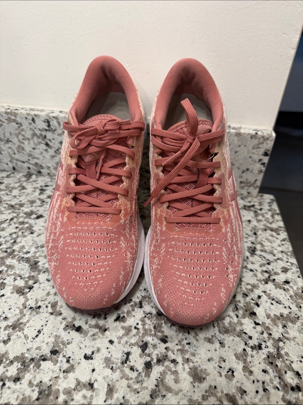 ASICS Women's pink Dyna Blast 2 Running Sneakers - Picture 3 of 6